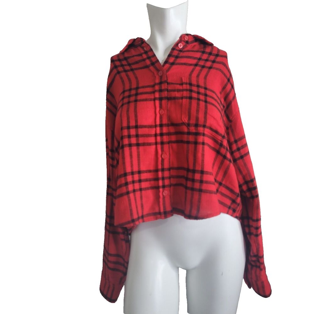 Victoria's Secret Medium soft crop top button front plaid pocket collar